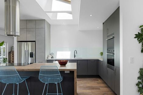 Photo of property in 55 Jeffreys Road, Fendalton, Christchurch, 8052