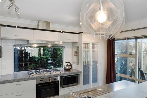 Photo of property in 44 Aberdeen Crescent, Wattle Downs, Auckland, 2103