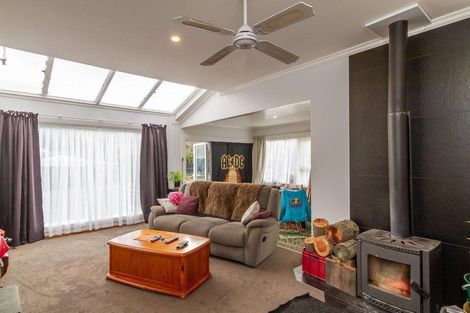 Photo of property in 196a Wise Street, Wainuiomata, Lower Hutt, 5014