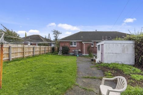 Photo of property in 214 Cambridge Terrace, Naenae, Lower Hutt, 5011