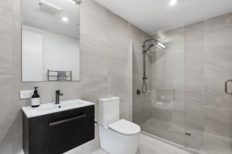 Photo of property in 10/7 Northlake Drive, Wanaka, 9305