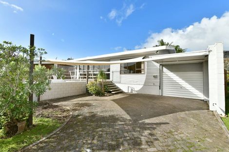 Photo of property in 63 Tindalls Bay Road, Tindalls Beach, Whangaparaoa, 0930