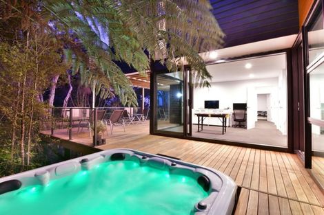 Photo of property in 31g Cochrane Avenue, Arkles Bay, Whangaparaoa, 0932