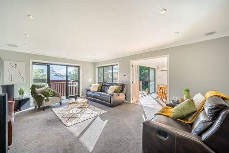 Photo of property in 70 Samwell Drive, Whitby, Porirua, 5024