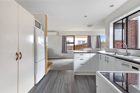 Photo of property in 61 College Road, Edgecumbe, 3120