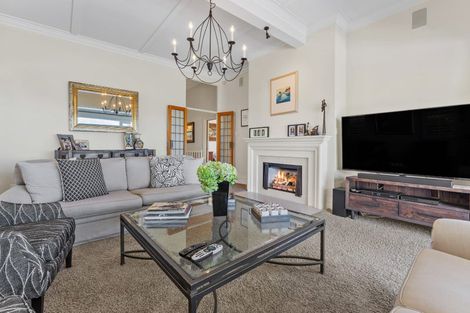 Photo of property in 3 Richmond Avenue, Northcote Point, Auckland, 0627