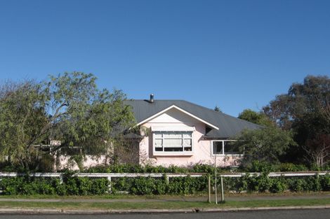 Photo of property in 404 Fitzroy Avenue, Hastings, 4122