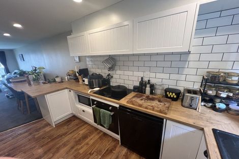 Photo of property in 165 Grant Road, Thorndon, Wellington, 6011