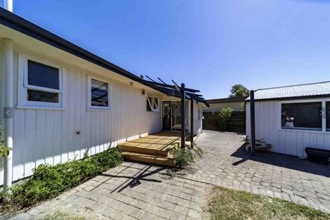 Photo of property in 10 Weathers Place, Taradale, Napier, 4112