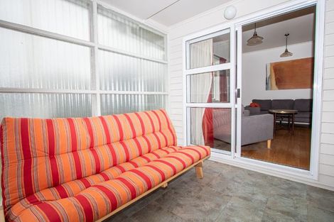 Photo of property in 17 Sillary Street, Hamilton East, Hamilton, 3216