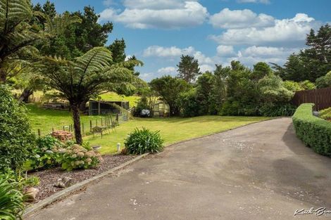 Photo of property in 18 Crestview Grove, Belmont, Lower Hutt, 5010