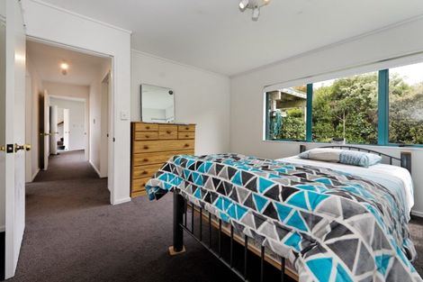 Photo of property in 123 Piha Road, Piha, New Lynn, 0772