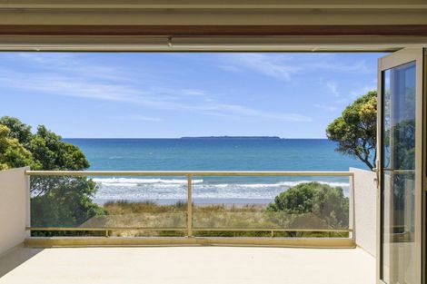 Photo of property in 67 Karewa Parade, Papamoa Beach, Papamoa, 3118