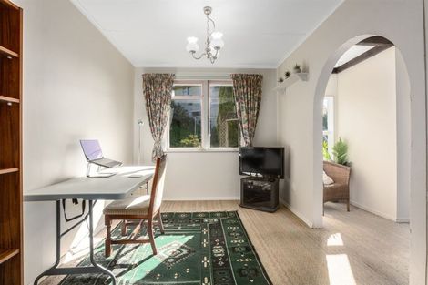 Photo of property in 23 Cornwall Crescent, Cannons Creek, Porirua, 5024