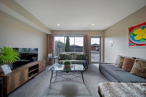 Photo of property in 39 Lyndon Street, Riccarton, Christchurch, 8041