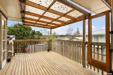 Photo of property in 21 Kelkirk Street, Kelston, Auckland, 0602