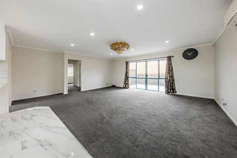 Photo of property in 28 Bicknell Road, Favona, Auckland, 2024