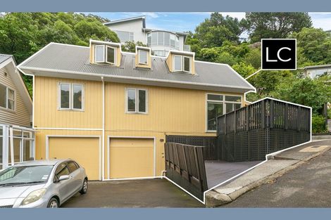 Photo of property in 2/39 Onslow Road, Khandallah, Wellington, 6035