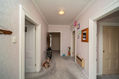 Photo of property in 2 Campbell Street, Hawera, 4610