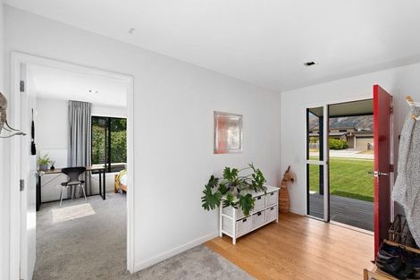 Photo of property in 15 Mavora Road, Lake Hayes, Queenstown, 9304