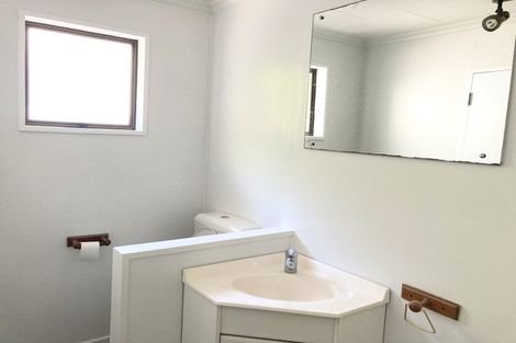 Photo of property in 28 Mamaku Street, Paraparaumu, 5032