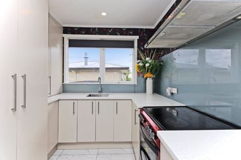 Photo of property in 37 Elliott Crescent, Havelock North, 4130