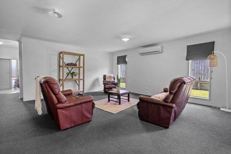 Photo of property in 30 Patatee Terrace, Baverstock, Hamilton, 3200