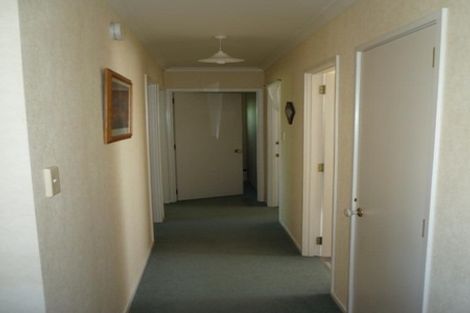 Photo of property in 150 Station Road, Pukekohe, 2120