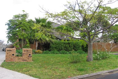 Photo of property in 1/4 Dromora Close, Dannemora, Auckland, 2016