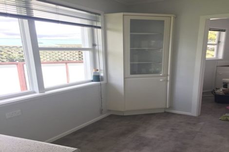 Photo of property in 6 Moehau Grove, Trentham, Upper Hutt, 5018