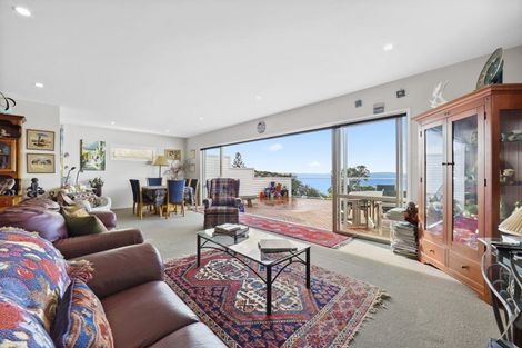 Photo of property in 1 Melandra Road, Stanmore Bay, Whangaparaoa, 0932