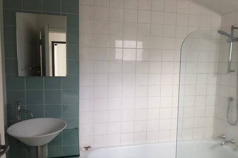Photo of property in 17b Warwick Street, Morningside, Auckland, 1022