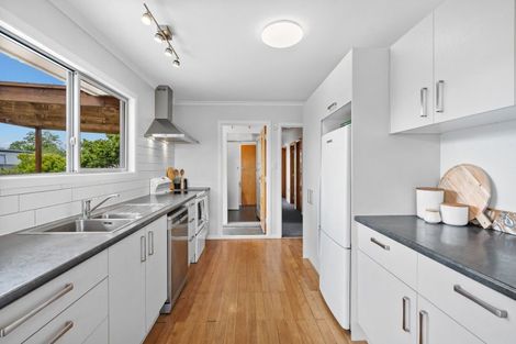 Photo of property in 49 West View Crescent, Onerahi, Whangarei, 0110