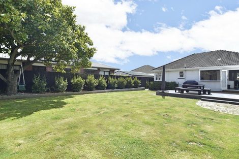 Photo of property in 7 Grimseys Road, Redwood, Christchurch, 8051