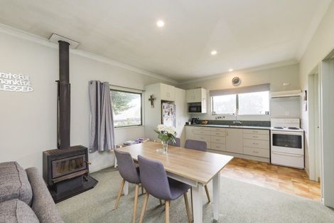 Photo of property in 865 Reid Line East, Bunnythorpe, Palmerston North, 4481