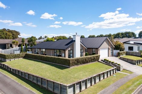 Photo of property in 4 Cooper Crescent, Morrinsville, 3300