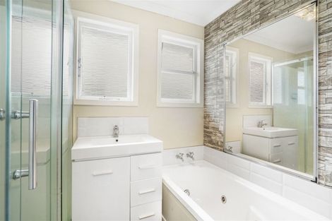 Photo of property in 7 Rosalind Street, Deanwell, Hamilton, 3206