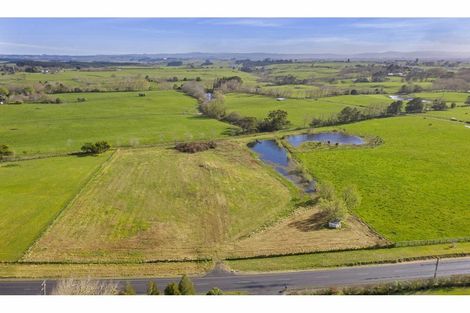 Photo of property in 84 Hall Road, Rangiriri, Te Kauwhata, 3782