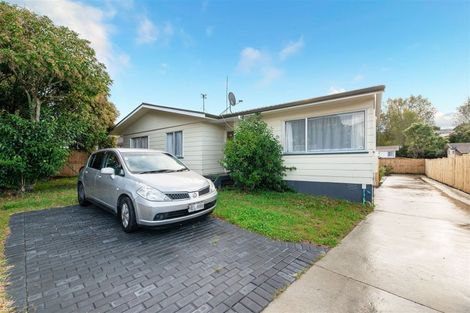 Photo of property in 76a Borich Road, Sunnyvale, Auckland, 0612