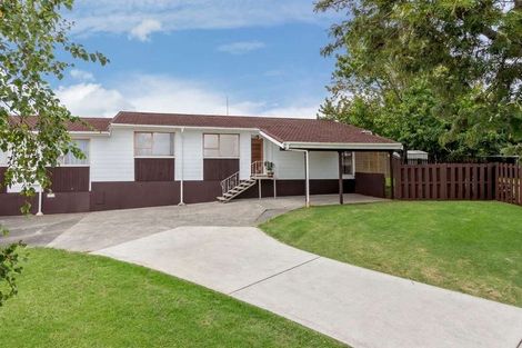 Photo of property in 1/46 Archmillen Avenue, Pakuranga Heights, Auckland, 2010