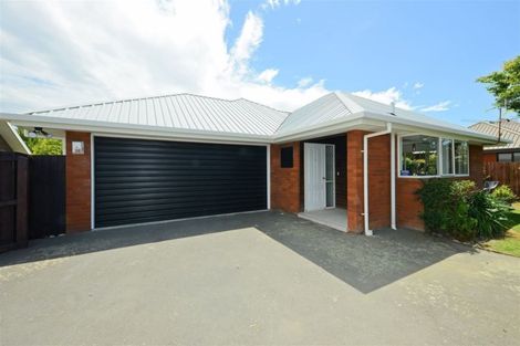 Photo of property in 30a Althorp Place, Avonhead, Christchurch, 8042