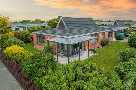 Photo of property in 2/189 Highsted Road, Casebrook, Christchurch, 8051