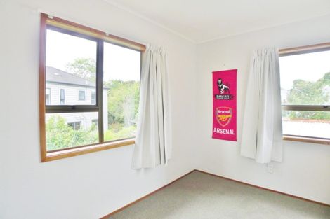Photo of property in 32 Queensway, Three Kings, Auckland, 1024