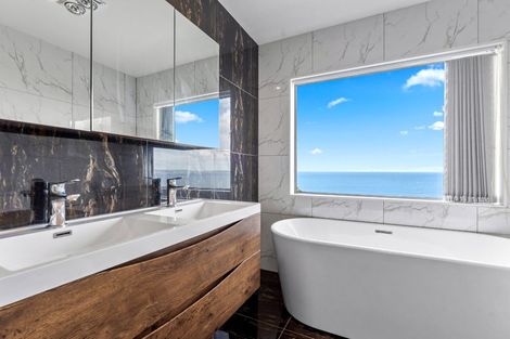 Photo of property in 126-128 Lax Crescent, Leigh, 0985