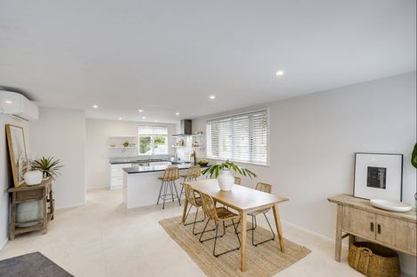 Photo of property in 2/8 Meeanee Quay, Westshore, Napier, 4110