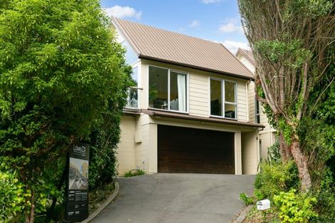 Photo of property in 39 Homewood Crescent, Karori, Wellington, 6012