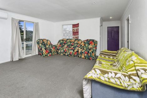 Photo of property in 17 Elan Place, Stanmore Bay, Whangaparaoa, 0932