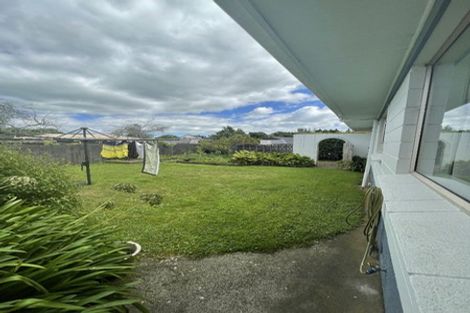 Photo of property in 15 Kauri Street, Inglewood, 4330