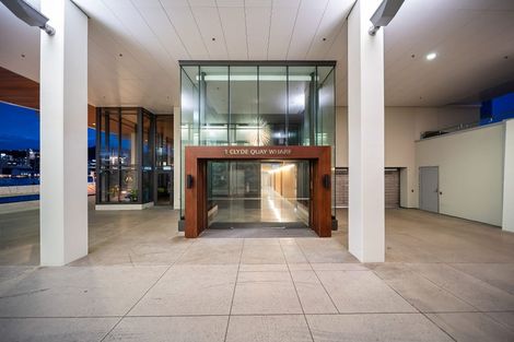 Photo of property in Clyde Quay Wharf, 3d/1 Clyde Quay Wharf, Te Aro, Wellington, 6011