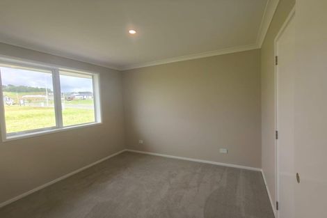 Photo of property in 36 Triplefin Avenue, Omokoroa, 3114